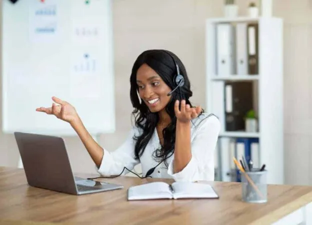 FREELANCERS VS. EMPLOYEES