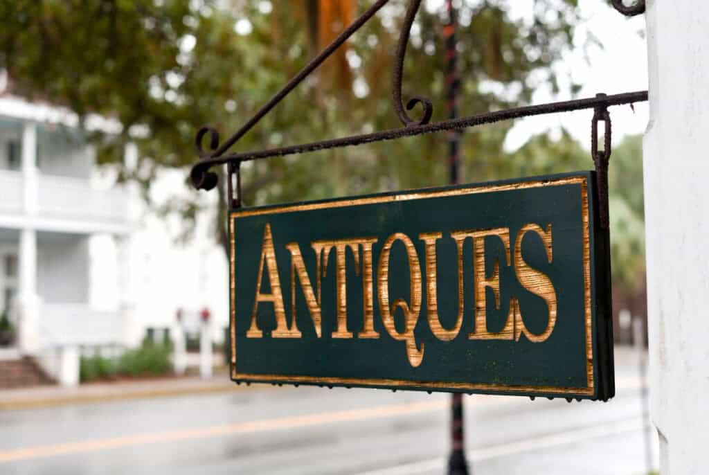 Moving Antiques