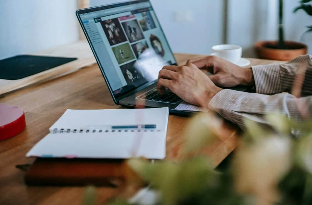 How Do You Go From Sporadic Freelancer To Outsourced Professional? 3 How to be an Outsourced Professional