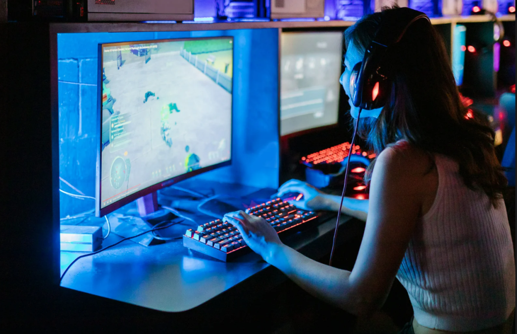 Important Skills We Learn From Online Gaming